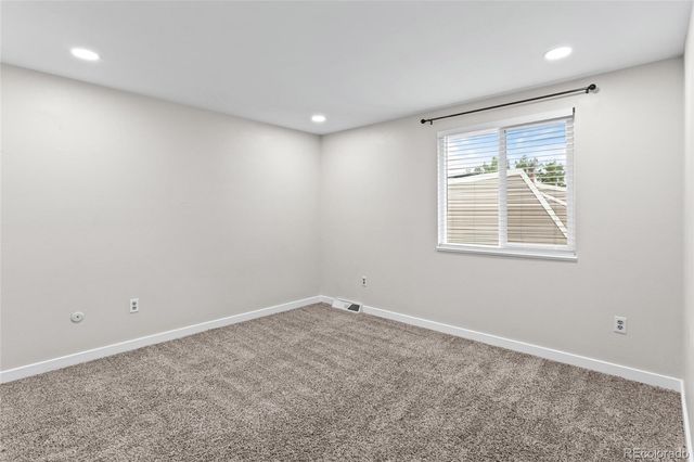 1034 W Peakview Circle, Littleton, CO 80120