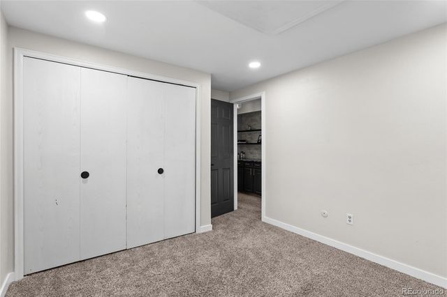 1034 W Peakview Circle, Littleton, CO 80120