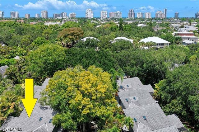 1325 Solana RD K3, Naples, FL 34103