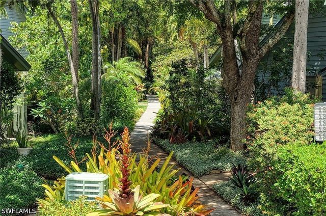 1325 Solana RD K3, Naples, FL 34103