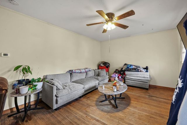 31-33 Apremont St, Adams, MA 01220