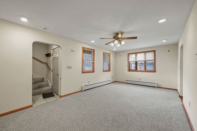 31-33 Apremont St, Adams, MA 01220