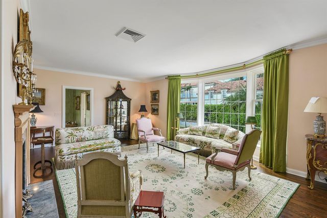 250 Algoma Road, Palm Beach, FL 33480