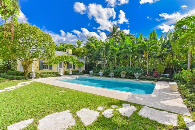 250 Algoma Road, Palm Beach, FL 33480