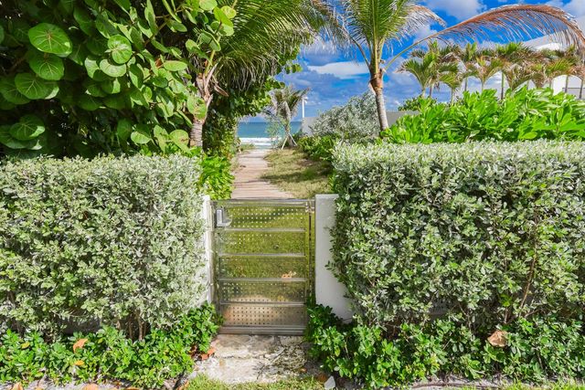 250 Algoma Road, Palm Beach, FL 33480