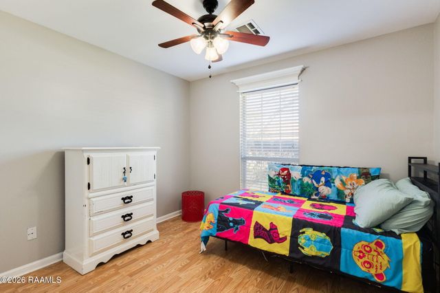 104 Queensford Way, Youngsville, LA 70592