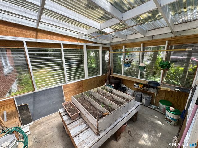 6 Willey Street, Norwich, CT 06360