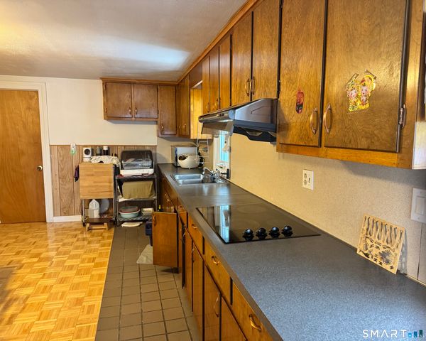 6 Willey Street, Norwich, CT 06360