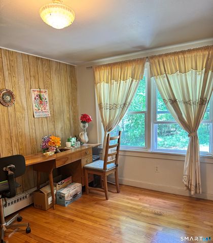 6 Willey Street, Norwich, CT 06360