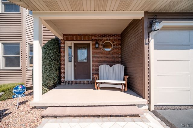 4320 Lazybrook Circle, Clay, NY 13088