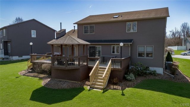 4320 Lazybrook Circle, Clay, NY 13088