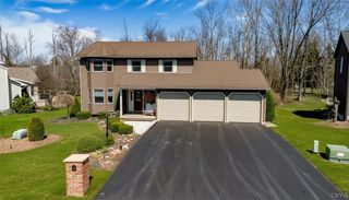 4320 Lazybrook Circle, Clay, NY 13088