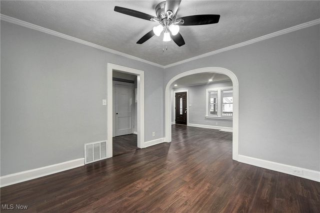 1134 W 19th Street, Lorain, OH 44052