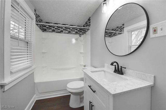 1134 W 19th Street, Lorain, OH 44052