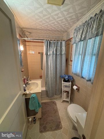 732 CENTER AVE, Ephrata, PA 17522