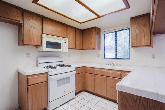43840 Bobby Jones Drive 2, Lancaster, CA 93536