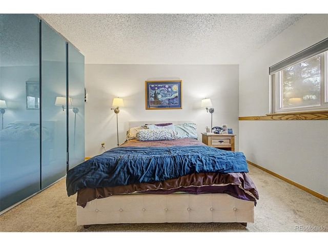 636 W Willow St, Louisville, CO 80027