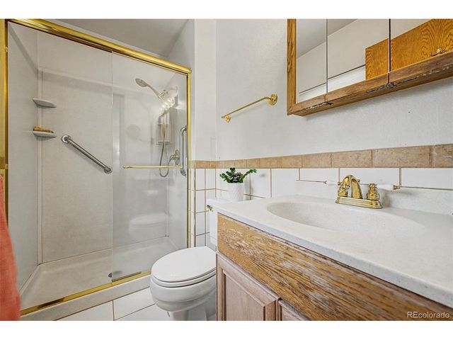 636 W Willow St, Louisville, CO 80027