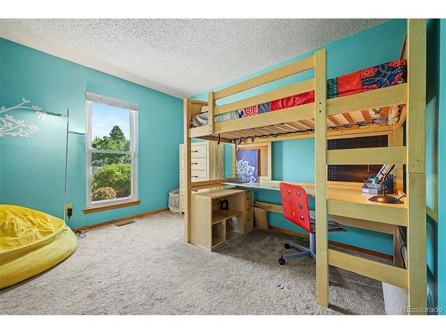 636 W Willow St, Louisville, CO 80027