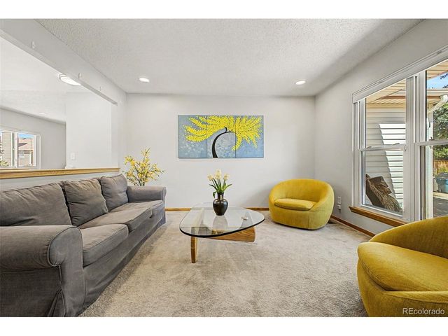 636 W Willow St, Louisville, CO 80027