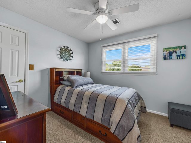 300 Middleton Court, Moore, SC 29369