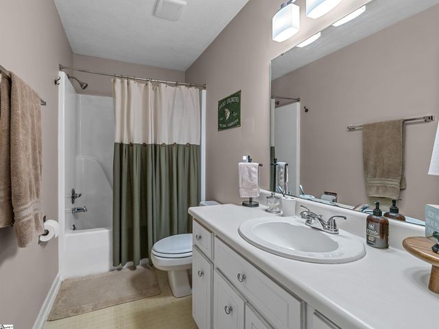 300 Middleton Court, Moore, SC 29369