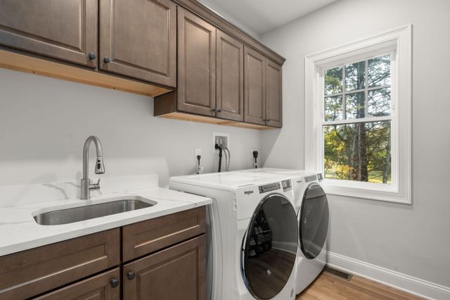 3 Emmeline Path, Wayland, MA 01778