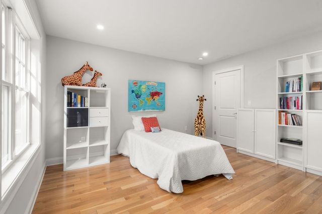 3 Emmeline Path, Wayland, MA 01778