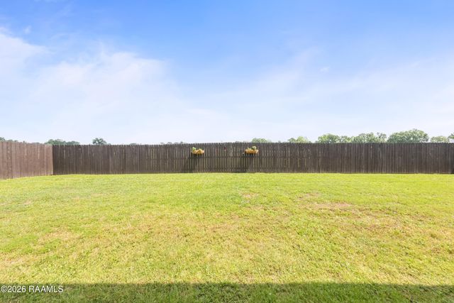 106 Rue De Chambery, Broussard, LA 70518
