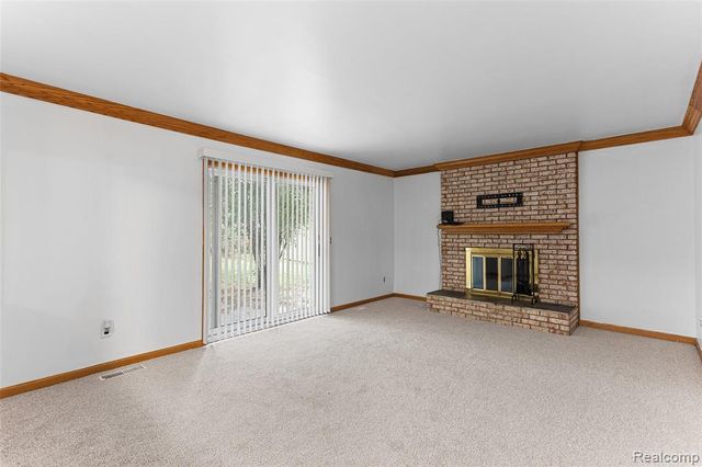 1880 Pelican Court, Troy, MI 48084