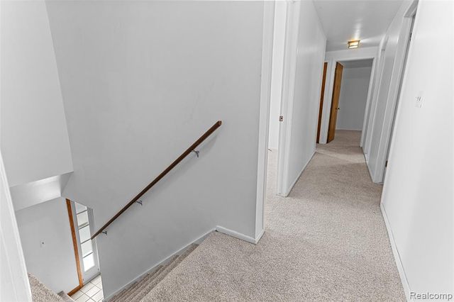 1880 Pelican Court, Troy, MI 48084