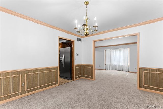 1880 Pelican Court, Troy, MI 48084