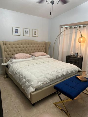 1595 SW 122nd Ave 4-5, Miami, FL 33184