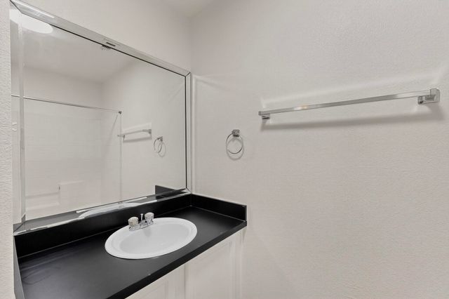 2760 Pike Drive, Lancaster, TX 75134