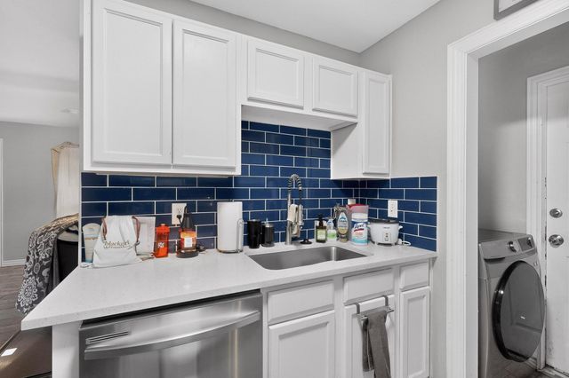 2760 Pike Drive, Lancaster, TX 75134