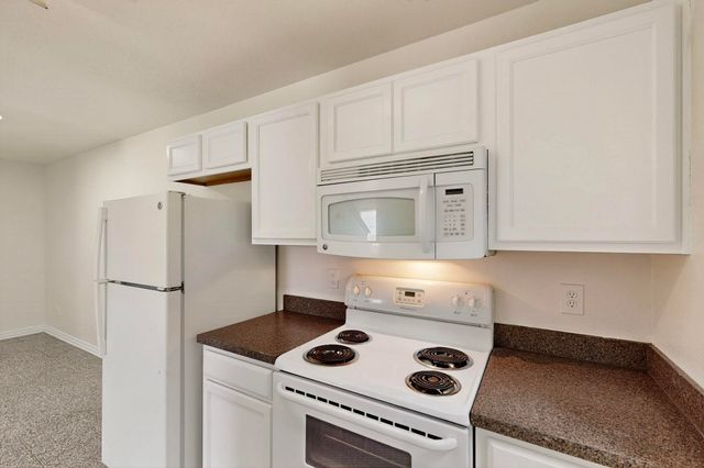 2760 Pike Drive, Lancaster, TX 75134