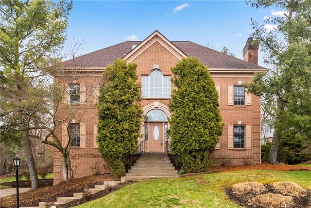 1915 Oakhurst Drive, Mccandless, PA 15101