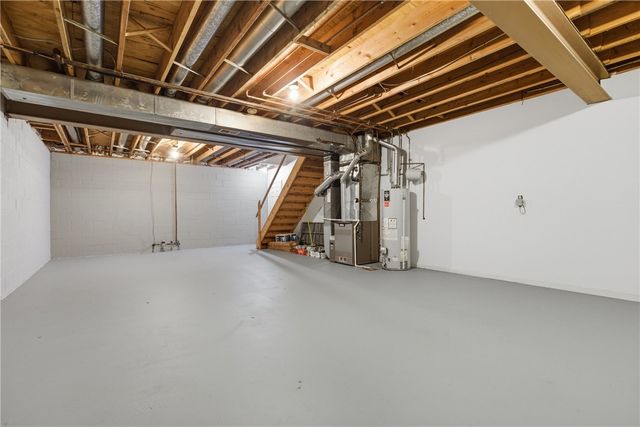 1915 Oakhurst Drive, Mccandless, PA 15101