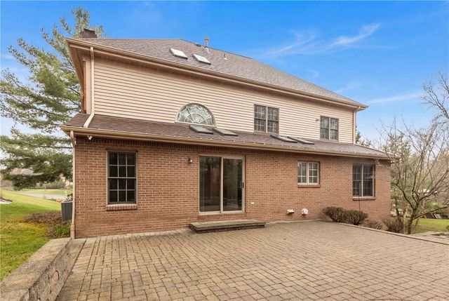 1915 Oakhurst Drive, Mccandless, PA 15101