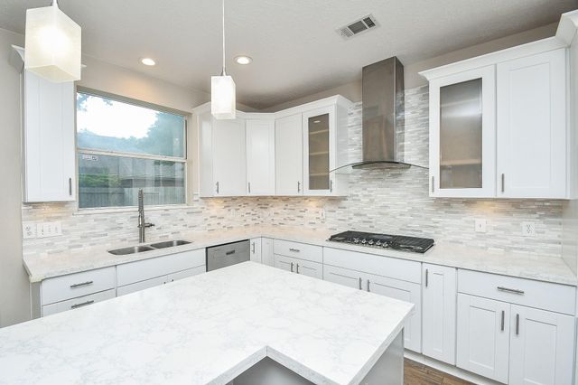 215 Windrift Court, Sugar Land, TX 77479