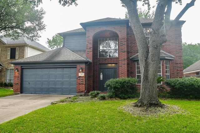 215 Windrift Court, Sugar Land, TX 77479