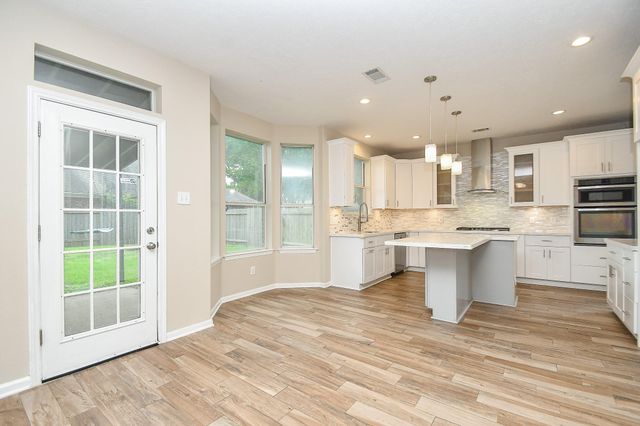 215 Windrift Court, Sugar Land, TX 77479