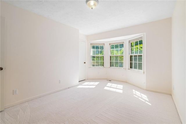 1274 W Wylie Bridge Rd, Woodstock, GA 30188