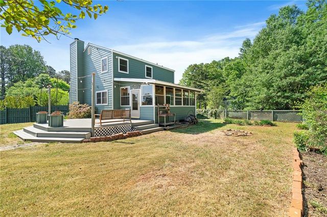 1274 W Wylie Bridge Rd, Woodstock, GA 30188