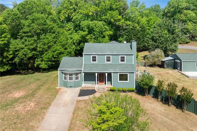 1274 W Wylie Bridge Rd, Woodstock, GA 30188
