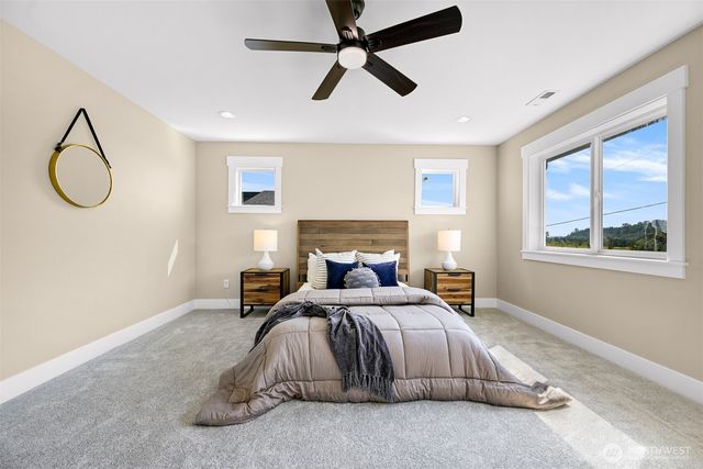 5513 Presley Lane, Ferndale, WA 98248