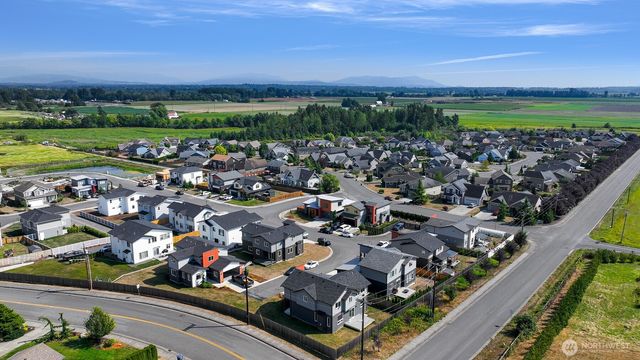 5513 Presley Lane, Ferndale, WA 98248