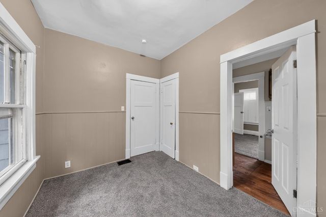 2717 W North Bend Road, Cincinnati, OH 45239