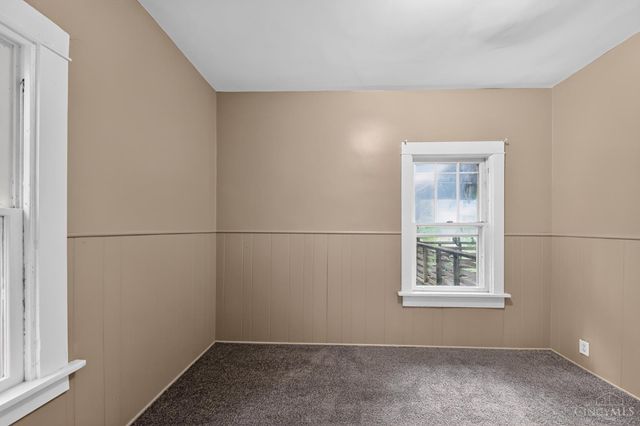 2717 W North Bend Road, Cincinnati, OH 45239