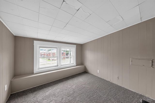 2717 W North Bend Road, Cincinnati, OH 45239